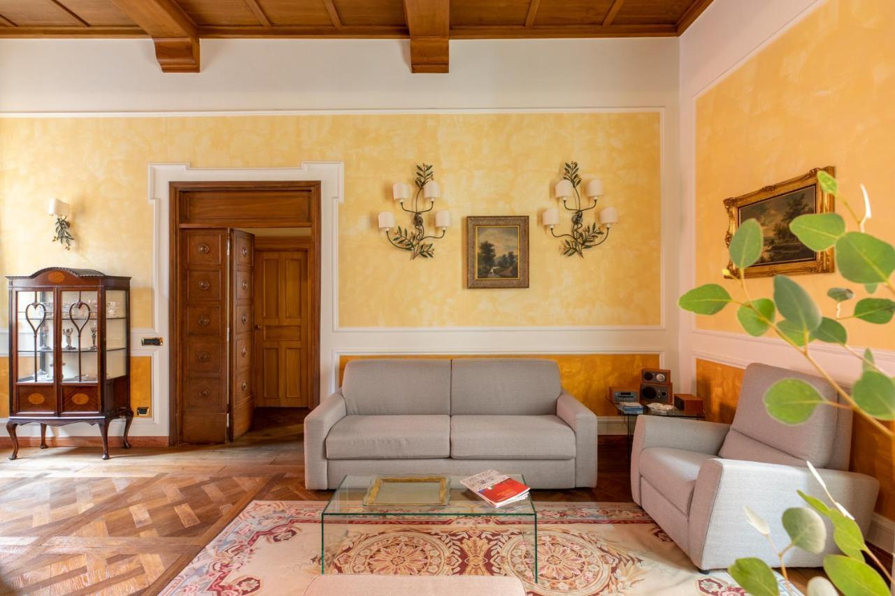 Iflat Elegant And Luxury Apartment Near Pantheon روما المظهر الخارجي الصورة