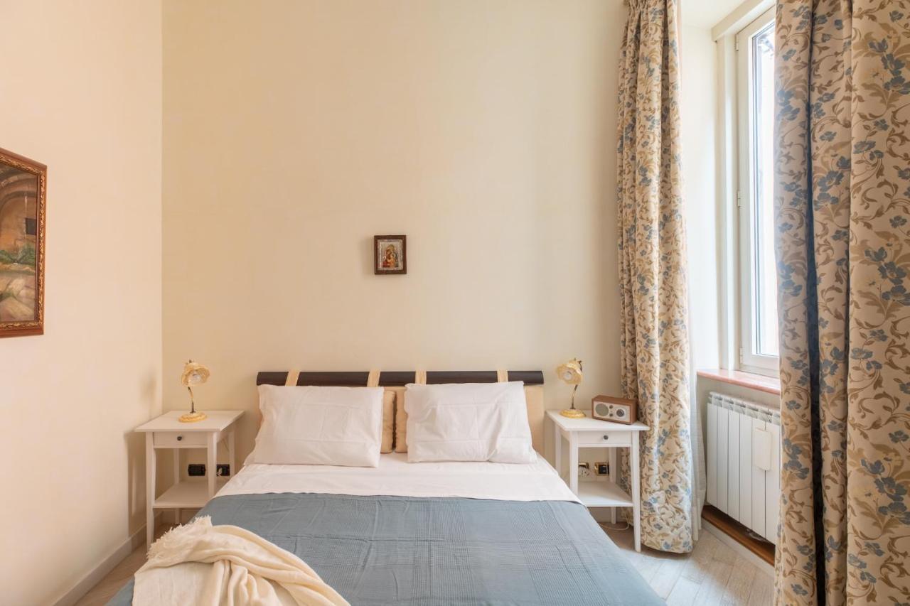 Iflat Elegant And Luxury Apartment Near Pantheon روما المظهر الخارجي الصورة